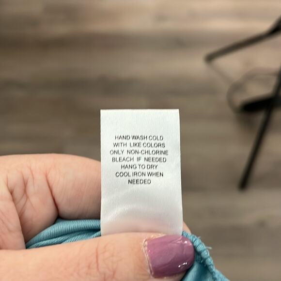 DR2 Blue and White Floral Print Wrap Dress With Ruffles Size Small - Picture 8 of 9